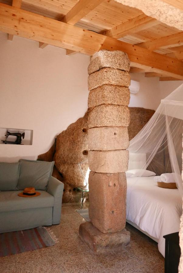 Casa Do Meio Em Quinta De Sao Pedro De Vir-A-Corca Monsanto Esterno foto