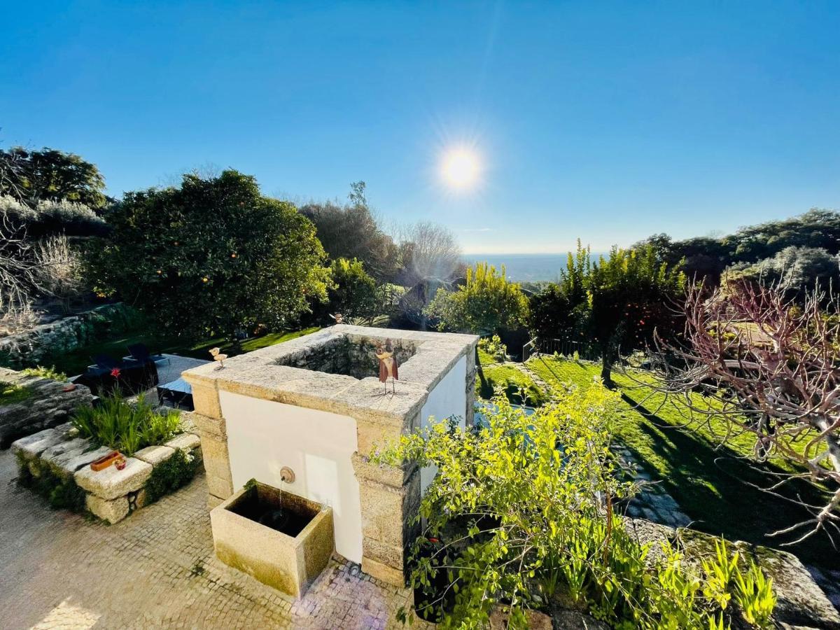 Casa Do Meio Em Quinta De Sao Pedro De Vir-A-Corca Monsanto Esterno foto