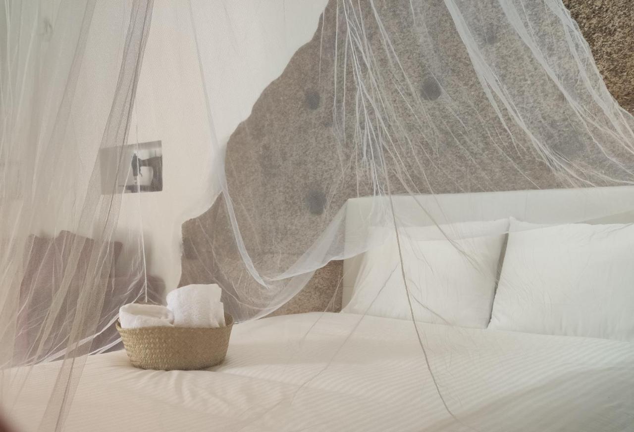 Casa Do Meio Em Quinta De Sao Pedro De Vir-A-Corca Monsanto Esterno foto